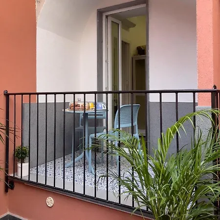 Emma Dimore Кастелламмаре-ди-Стабия