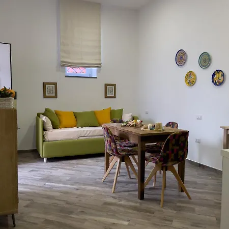 Emma Dimore Кастелламмаре-ди-Стабия